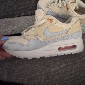 Nike Air Max Sneakers in Cream and Gray